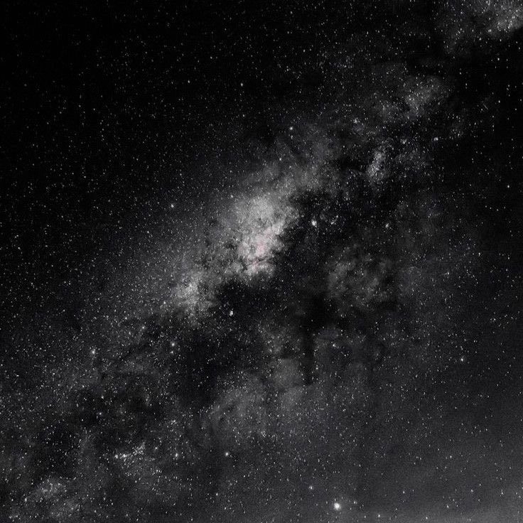 M00NstruckJ's tweet photo. "أنتِ لا تعرفين معنى أن أريد كل شيء.. 
أنا لا أريد 'كل شيء'، أنا أريدك 'أنتِ'..
 وبما أنكِ لا تدركين قيمتكِ، فأنا مضطرٌ لفرضها عليكِ حتى تريها." https://t.co/Urqm6IgW0H