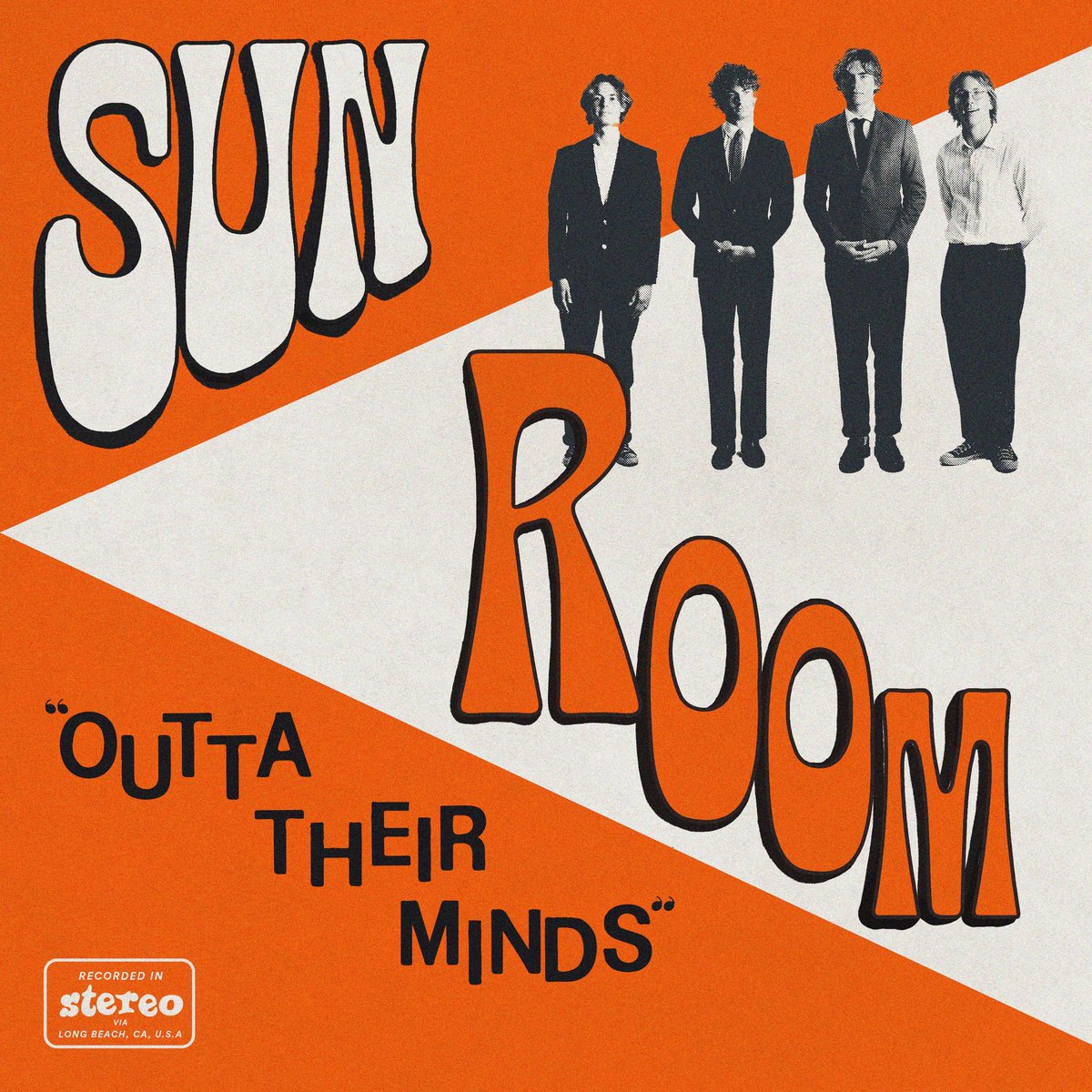 Hazaelexiste's tweet photo. @Sachigami_ Ey, orquita, te dejo estas dos:

- "Kaden's van" de Sun Room. Es muy animada, así que te va a dar el acción turbo momento.
- "Take me somewhere nice' de Mogwai, es muy relajado y nostálgico, ideal pa tener de fondo.
- El tema de la peli nueva de RE porque sí, nomás XD. https://t.co/zNObiR6TjF