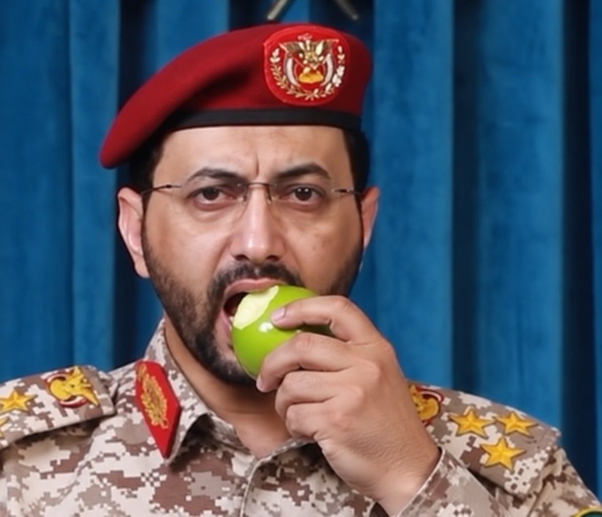 ojzxc's tweet photo. @alhdarym887 هذا اهم شيء قاله في حياته وقد صدق 😂😂😂😂😂 https://t.co/Xah1fgh10F