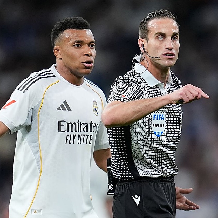 MadridXtra's tweet photo. 🚨 BREAKING: Alberola Rojas is the FAVORITE to referee El Clásico. @elchiringuitotv https://t.co/eT9kEszIFb