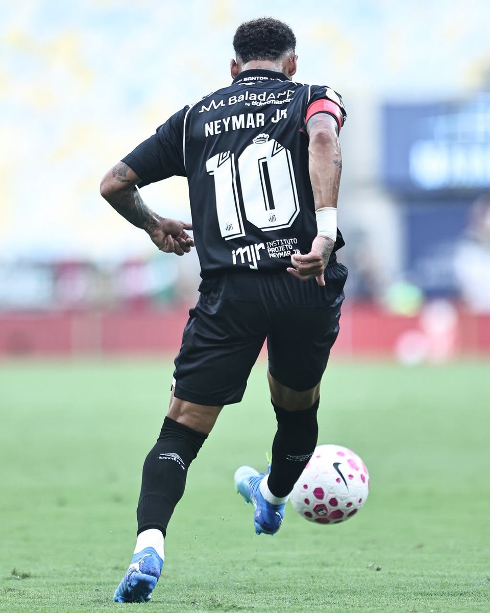 ouszado's tweet photo. ㅤㅤ Nascer, viver e no Santos morrer é um orgulho que nem todos podem ter. https://t.co/25LBxIqVUF