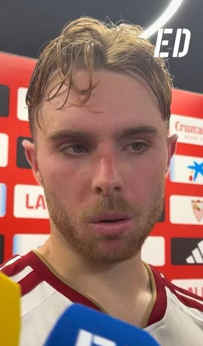Sage_FCB's tweet photo. 🚨 Peque Fernandez on getting elbowed by Arda Güler before his goal against Sevilla:

🗣️“Honestly, this is one of the most frustrating games I’ve ever played. They told us they wanted fair officiating, but how can we believe that after what happened tonight?

He clearly elbowed me in the face, and nothing happened. Not even a proper review. We went to the referee because we wanted him to check the incident, but as soon as the Madrid players came over, everything changed.

I’ve seen their banner saying, ‘It’s not football, it’s Tebas and Negreira,’ but what happened tonight makes you wonder who’s really benefiting from these decisions.

You can’t keep talking about fair play and then ignore incidents like this. We deserve an explanation, and we deserve justice for what happened tonight.”