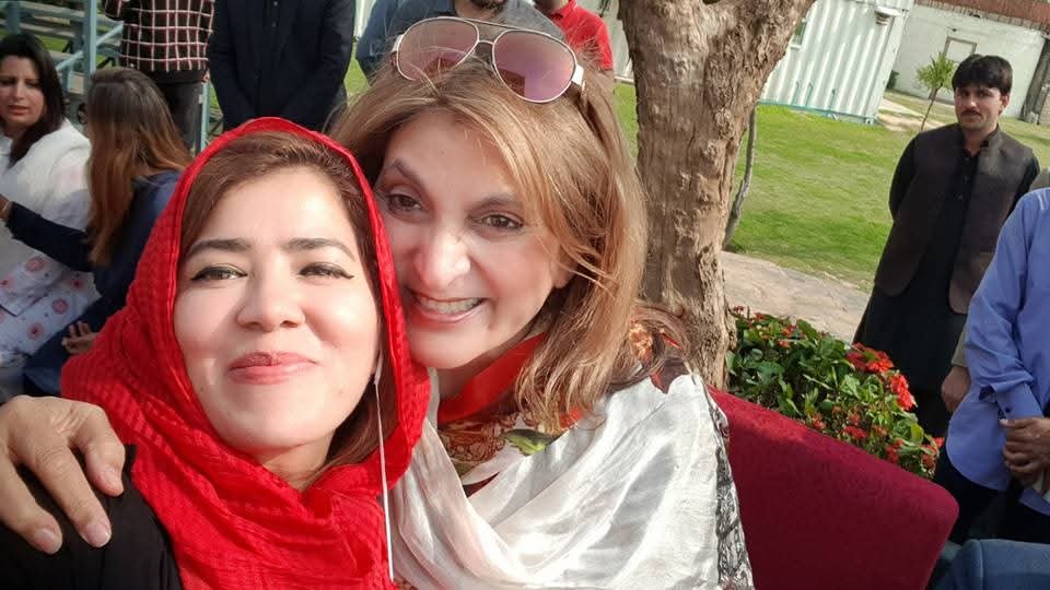 shamshergondal's tweet photo. نہ صاف چلی 
نہ شفاف چلی 

میں پچیس سال تحریکِ انصاف می�� رہی۔ ان پچیس سالوں میں ایک بار بھی  پارٹی فنڈز کا آڈٹ  نہیں کروایا گیا ۔ 
فوزیہ قصوری 
یکے از بانی ممبرانِ تحریک انصاف https://t.co/gBQxs064LS