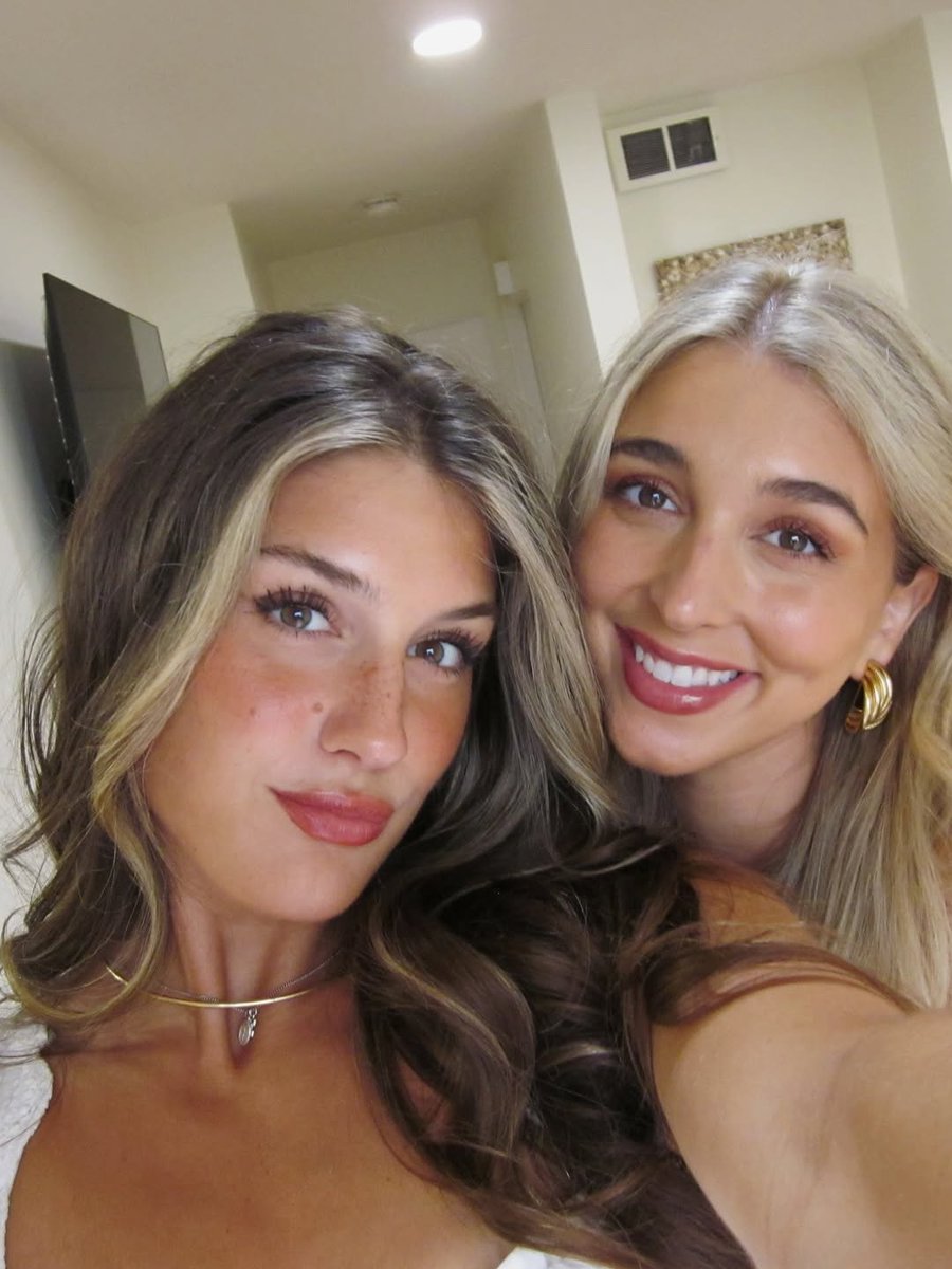 OdeliaDarrw8's tweet photo. what a beautiful journey these last few years have been! Being far from home challenged me in ways I could’ve never imagined but the gratitude and lessons I’m coming back with have been the biggest blessings of my life so far. I love you LA &amp; all the https://t.co/bENBvAxzq4