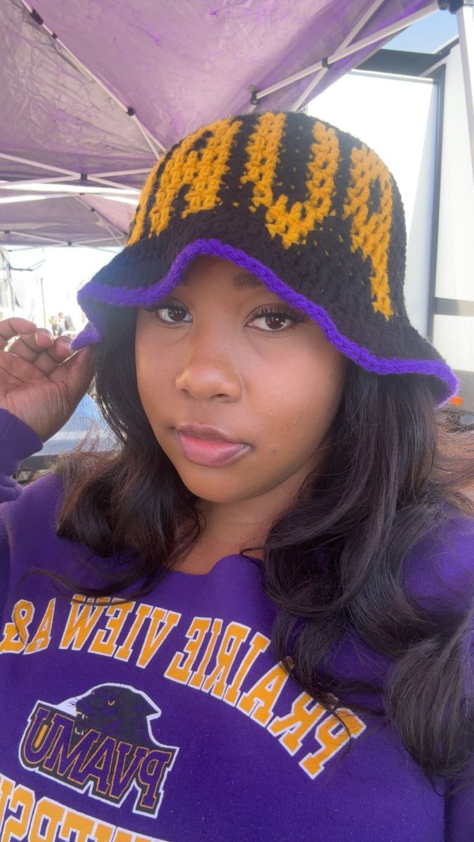 LegnaElizabeth's tweet photo. 150 💜💛 #PVHC2K26 https://t.co/OuK2olNvaH