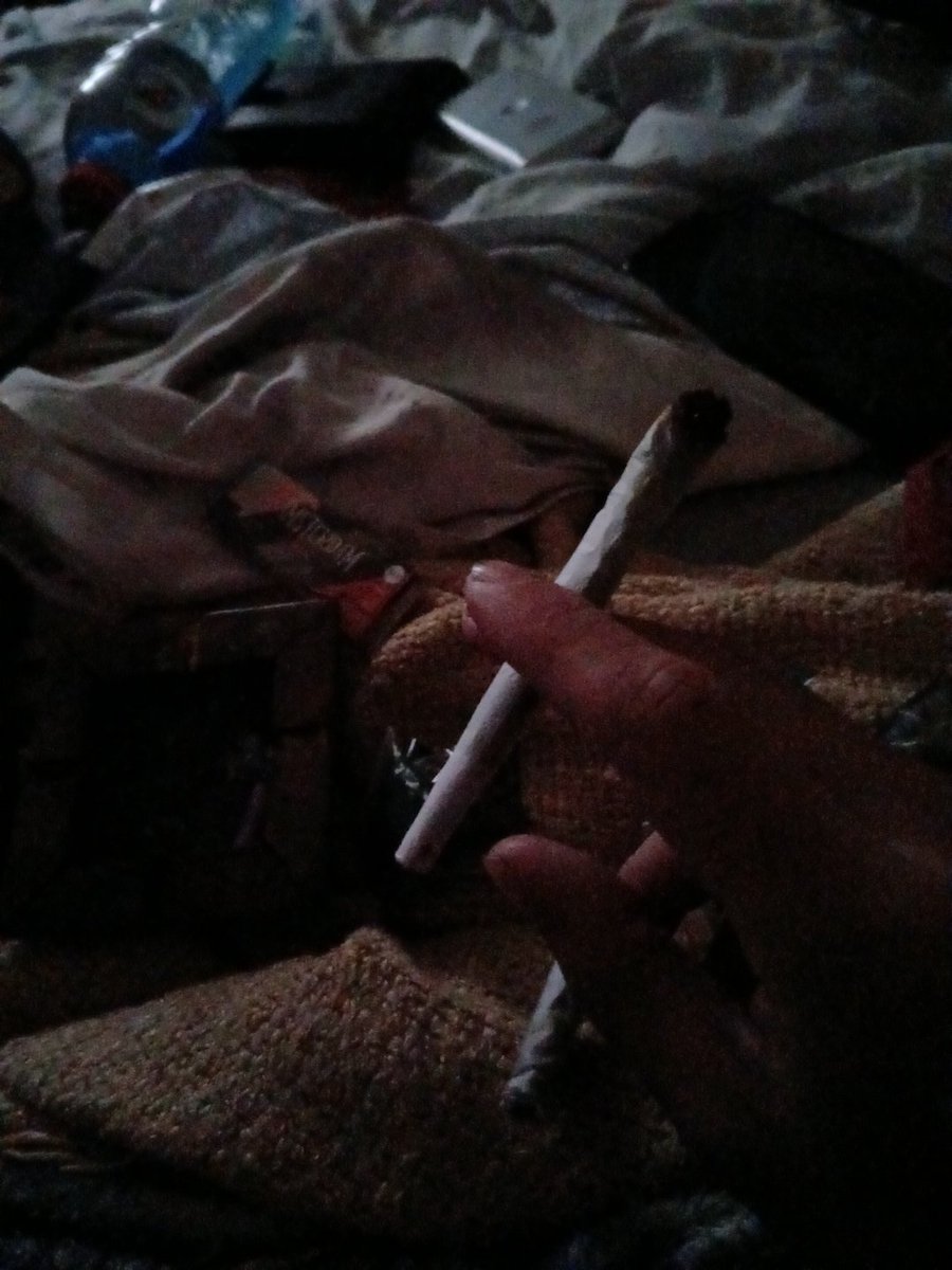 sm0k1ngglover's tweet photo. Loveee #drugtwt #weedlover #weedtwt https://t.co/EiVwXka4It