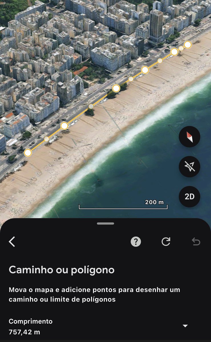 danilopaulodf's tweet photo. só pra ter noção do tamanho da manifestação de hoje em Brasília: a distância entre a rodoviária do plano piloto até a via em frente ao congresso é o dobro da distância entre o palco da Lady Gaga até o último telão dela em Copacabana. 

Foi histórico. https://t.co/WD05COvxkm