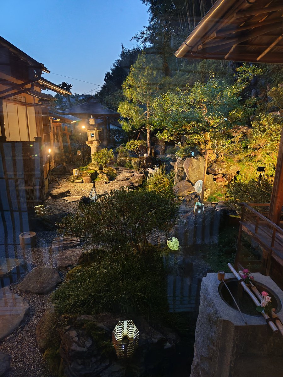 Sinoboost's tweet photo. おはようございます😄
雨模様で湿度高めですね💦

今日も皆様、怪我や事故に気を付けてお過ごし下さい🤗💕

本日は午前中病院ですので、13時半よりお待ちします。
宜しくお願い致します🙇 https://t.co/HZf30UQD7C