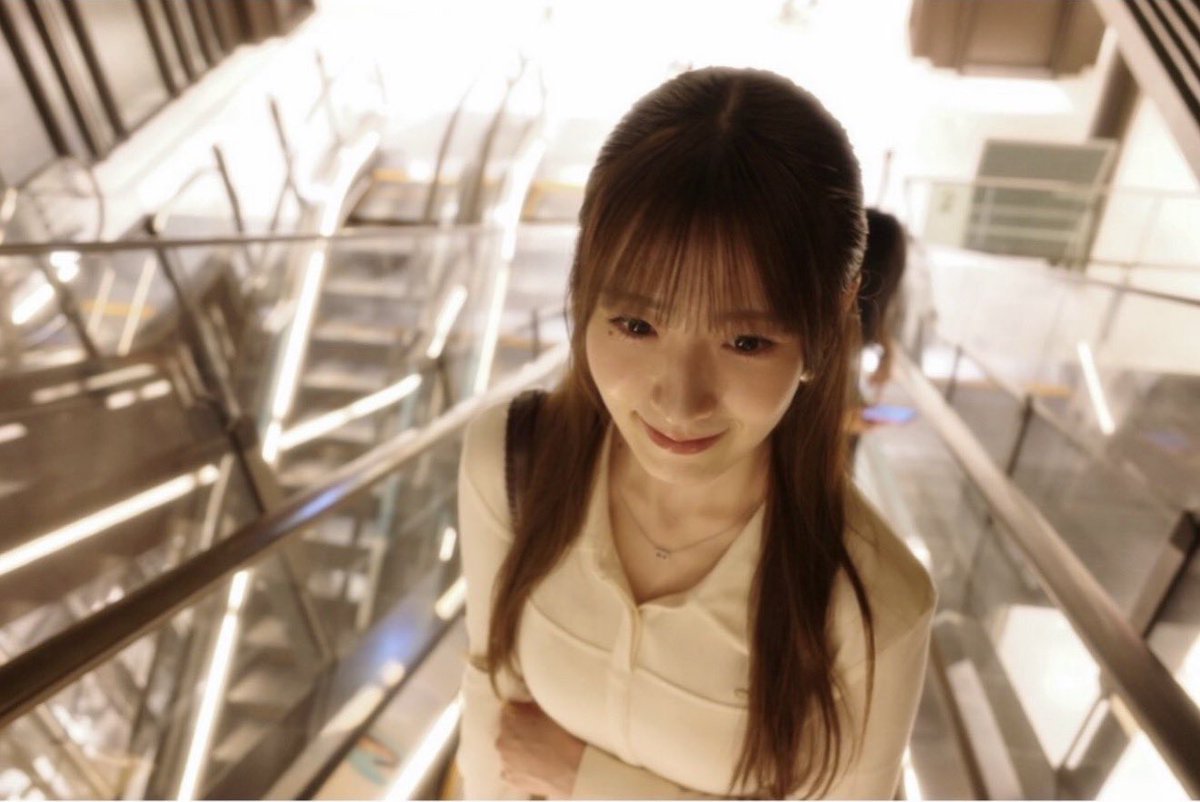 jqlgrk's tweet photo. 大人のお姉さん💕
酔った勢いでワンナイトしたい💕 https://t.co/6pkzYdYiK8