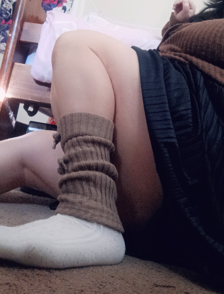 ChubbDolly's tweet photo. Showing my outfit and showing off in general ;3 🩷
#nsfwtwtًًً #nsfwtwtً #nsfwtwť #feet #plusize #chubby #underwear #fat https://t.co/gnjt0ZXrWY
