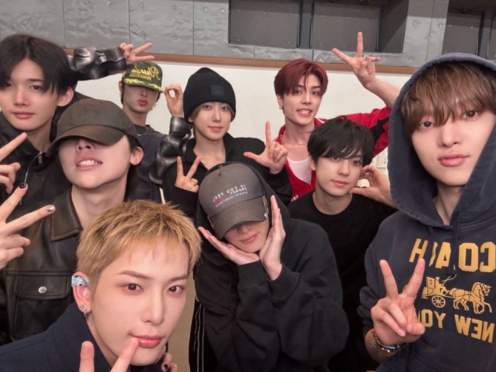 tachi654lune's tweet photo. I vote  #andTEAM for Fan’s Choice Male at #2026MAMAVOTE

今日は静岡入りするのかな？
韓国往復メンバーも体力回復中のタキくんもみんな頑張って！！
アリーナツアーではfearless聴けるかな✨ https://t.co/MjdiQW7kHR