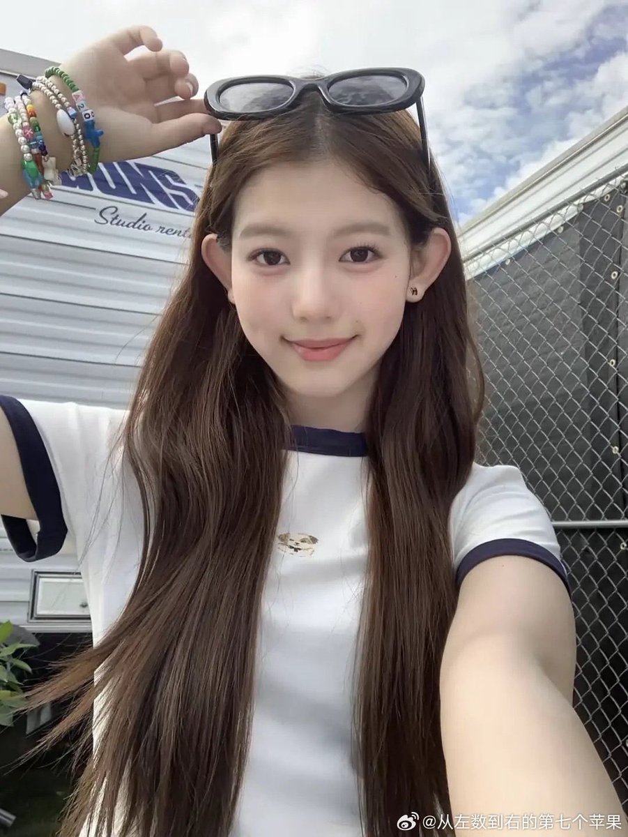 picsmerci's tweet photo. merci with brown hair >ᴗ<

#MERCI #메르시 
#A2OLITE #A2O #에이투오라이트 https://t.co/6WiQQNqA7R