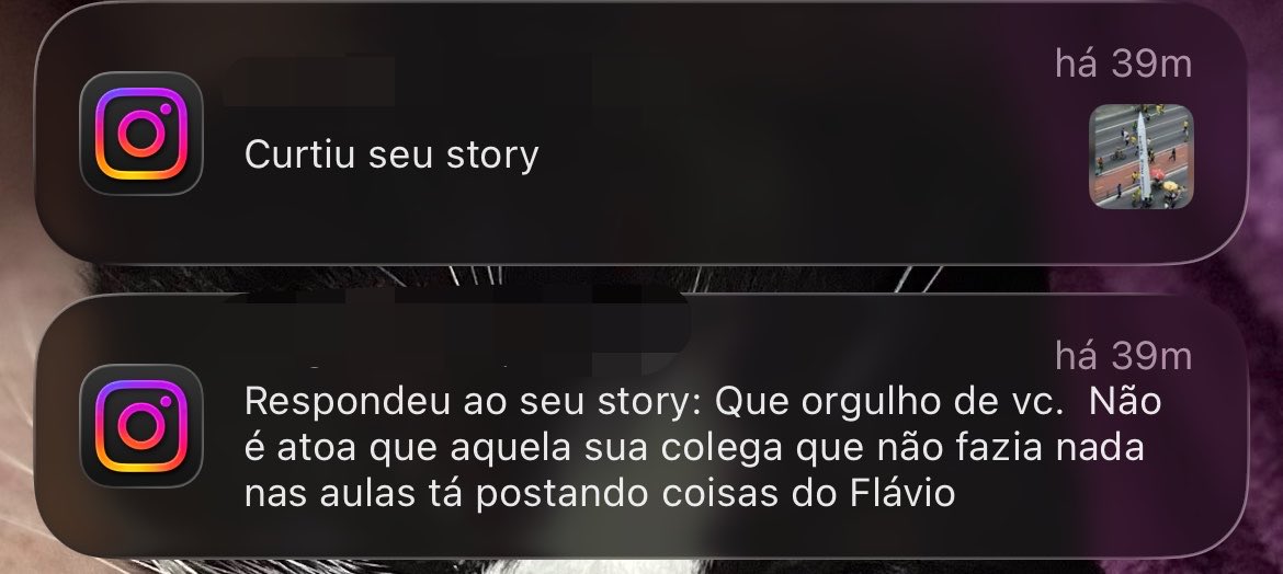 thr3racha's tweet photo. postei foto minha na manifestação e a resposta do meu professor da faculdade que dava aula de direito educacional me curou 🙏 https://t.co/kvoawjwhk6