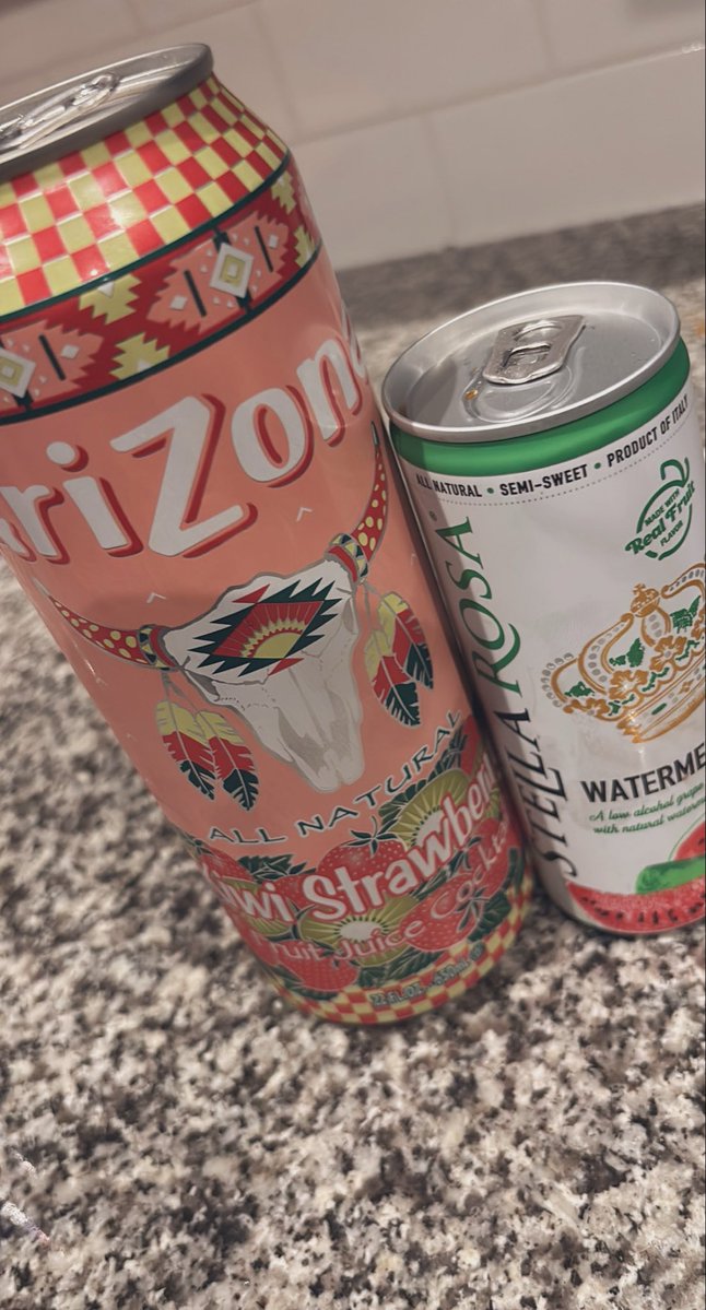 myyj2x's tweet photo. okay this lil combo on ice is good boo https://t.co/Y69anfUhdM