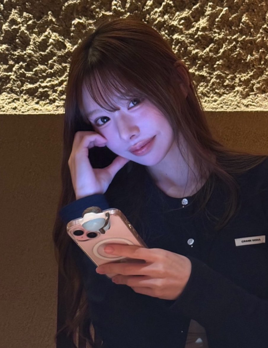 bibouroku_ch's tweet photo. きららちゃんとかちゃおちゅーるちゃんとかこの子みたいな、金持ちに絶対好かれそうな顔の共通点ってなんなんだろう🥺 https://t.co/apmceJT7v9