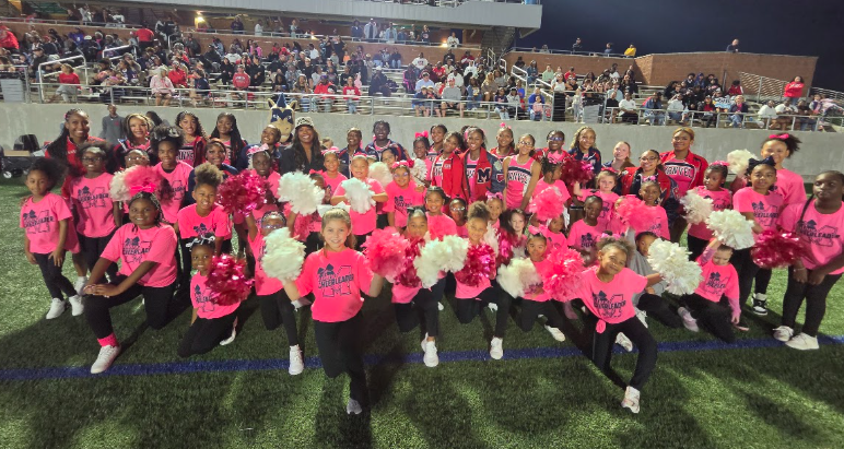 ManvelHS's tweet photo. Thank you to all our Mini Cheerleaders who came out to the game on Friday! https://t.co/foj5lFQ5gx