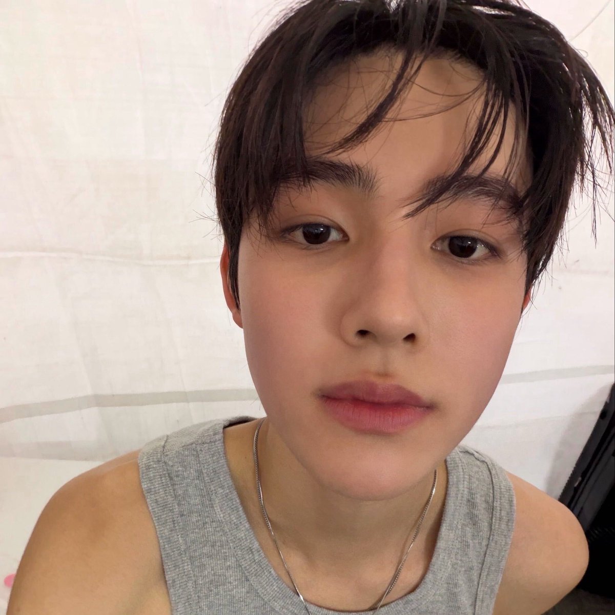 Keonhyeon_meng's tweet photo. si pinkeu pinkeu ini lagi https://t.co/Qybsn7wc1j