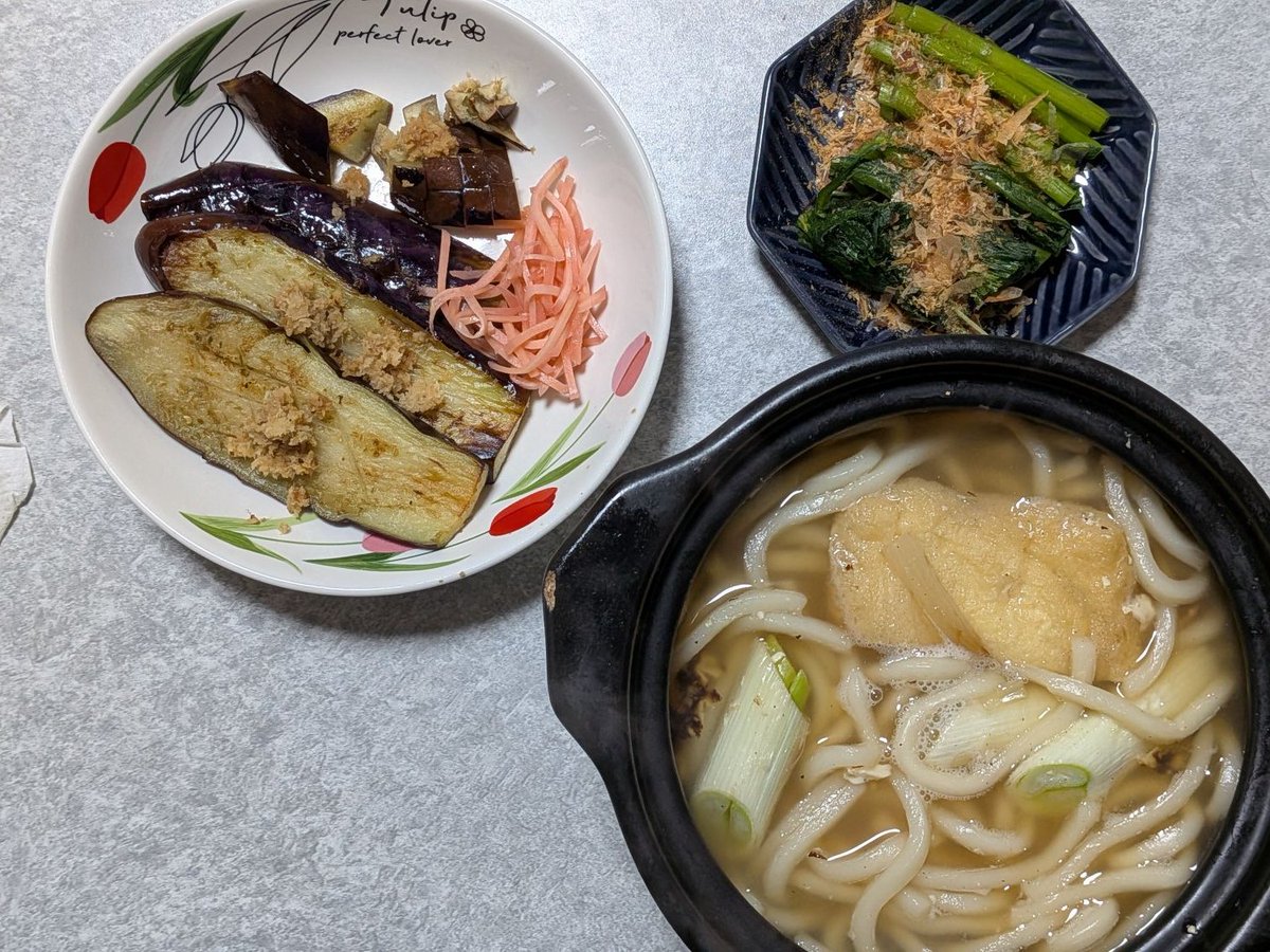 NT28734347's tweet photo. 昨晩はなべ焼きうどんと茄子の生姜焼きを作りましたwww https://t.co/x2GE78awPm
