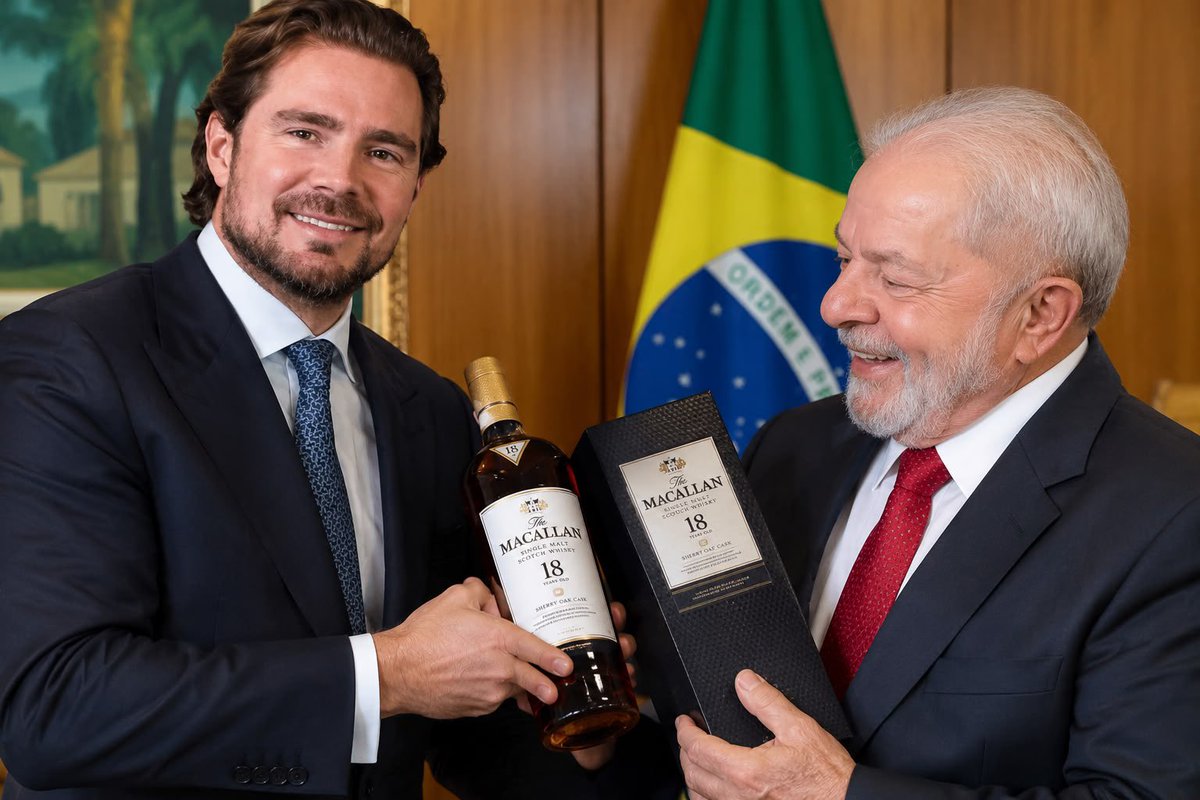 HolySheeety's tweet photo. @LulaOficial Quero 100% de comissão POR FORA ! #DebateNaBand https://t.co/eIyjlepODF
