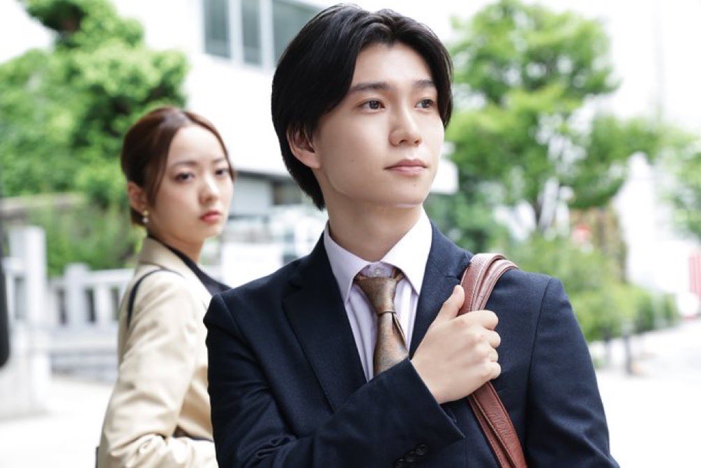 KizuMg's tweet photo. 今夜25:00～放送スタートˎˊ˗ 👔💋

ドラマ『お前のほうからキスしてくれよ』

木津つばさが営業部・小林佑亮役で出演いたします！

いよいよ今夜、第1話放送✨
ぜひお楽しみに！

📺10月19日(月)25:00～
📡TVerお気に入り登録はこちら👇
https://t.co/sSgF6wRe27

#ドラマおまキス #木津つばさ https://t.co/ltlvxwnBrp