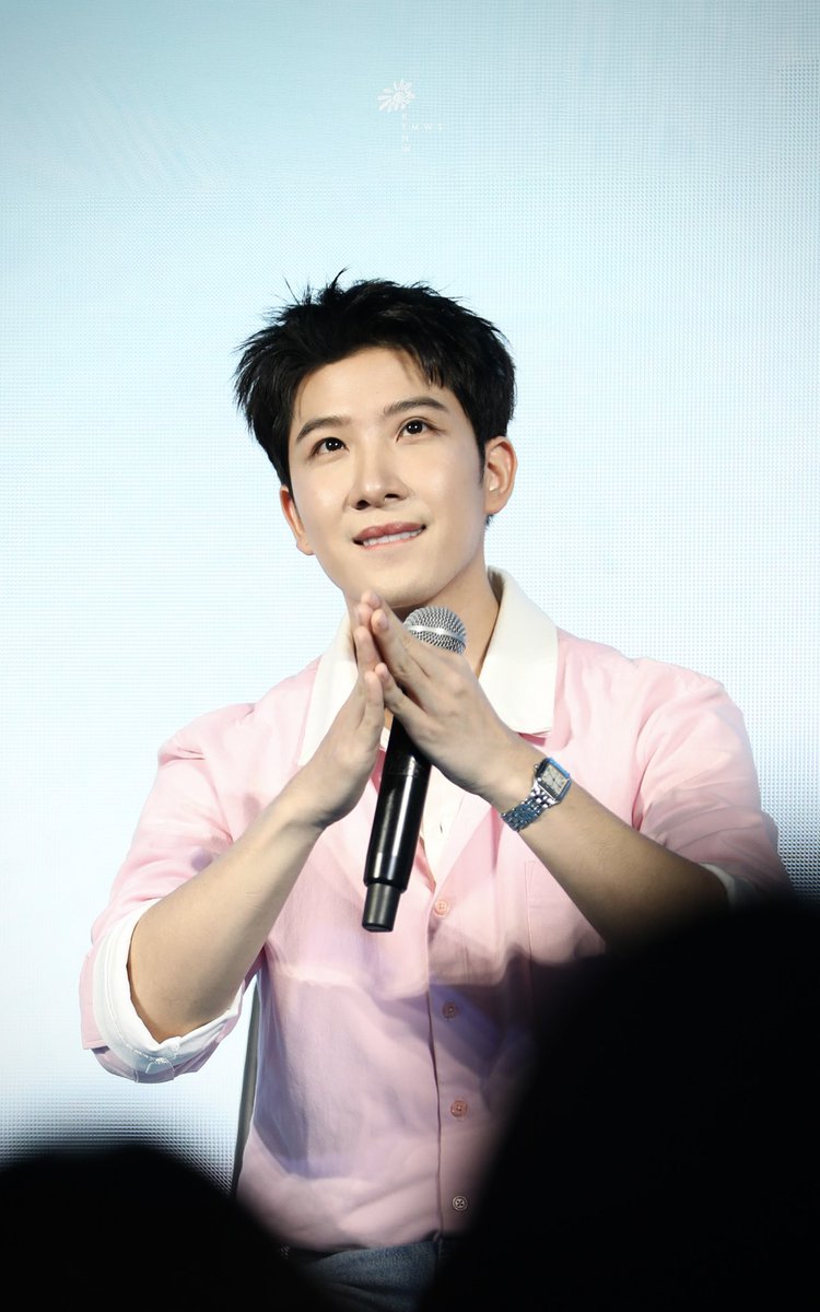 ktmwsnw's tweet photo. สุดหล่อที่ซนๆ หน่อย 

( @myktnw )

#MCxFKT 
#khaotungg #เด็กน้อยของขต https://t.co/Y3Y4Qs7VJY