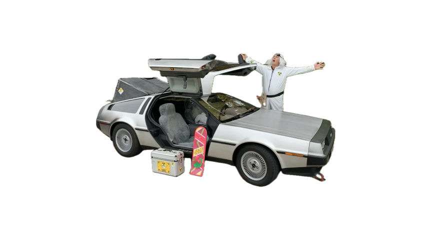 JenniCurrent's tweet photo. @gailalfaratx Was Optimus dressed as Doc Brown?! https://t.co/5rvd2tUqom