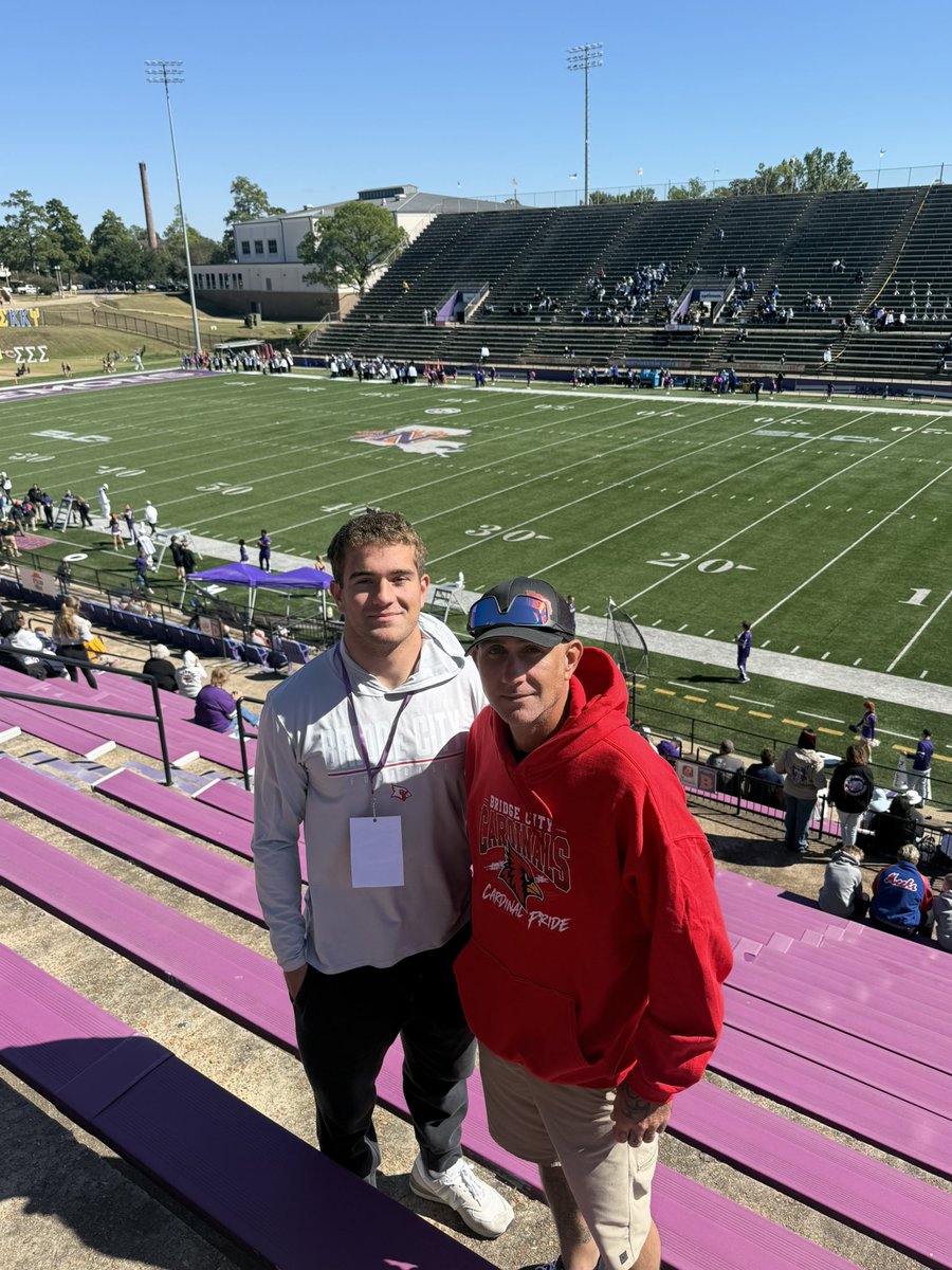 trahankeagan5's tweet photo. Thank you @NSUDemonsFB for having me  at y’all’s game this weekend. The hospitality was amazing can’t wait to come back!
@CoachJwill_ @BlaineMcCorkle @Coach_Conner1 @coachsmalley23 @CoachTheriot @HD3_FITNESS https://t.co/9wZ3d1jDZT