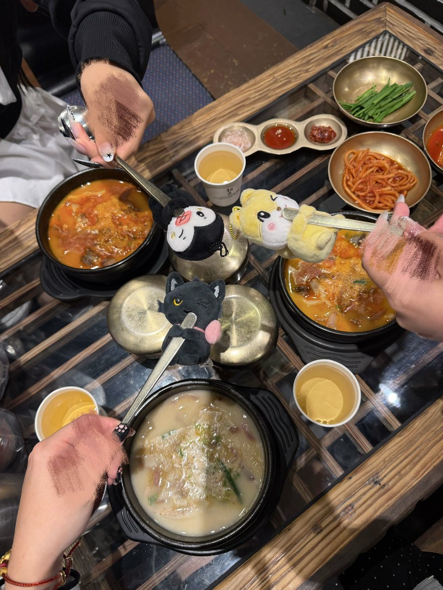 yulumny's tweet photo. ありがとう💕
本当に、特別で素敵な2日間だったよ。
アジアツアーの今後のステージも、すごく楽しみにしてるね！ https://t.co/r63iW8HP4P