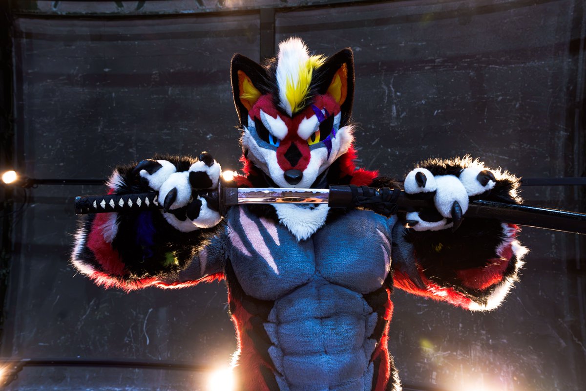 Kemosuit's tweet photo. 武士Axis

#FursuitEverday #獣身売買5 https://t.co/26bBXX6IiY