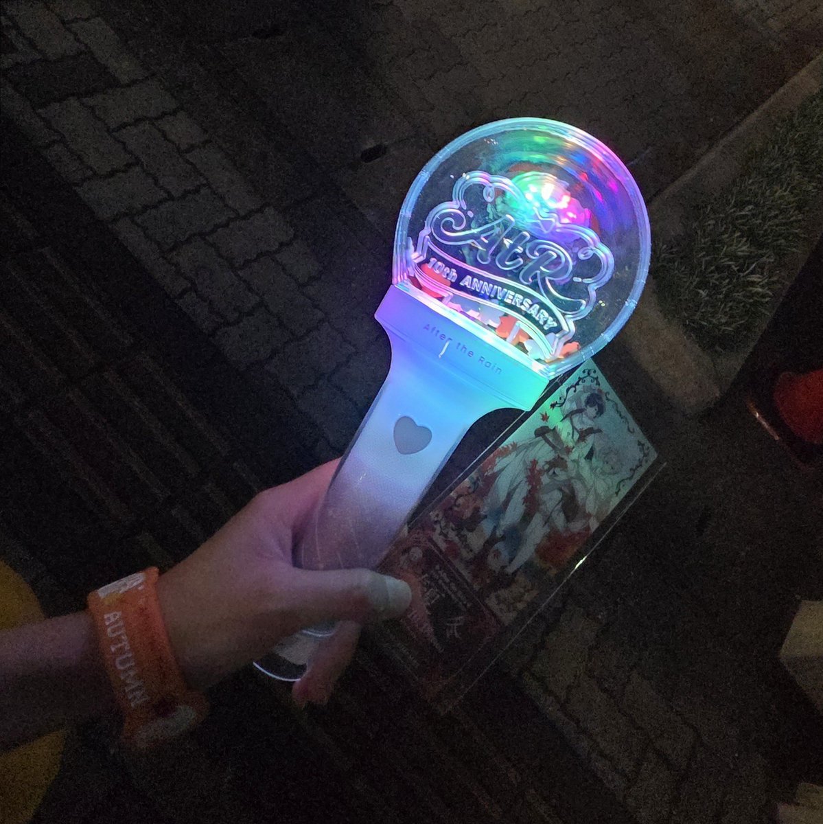 Kaorisrmf's tweet photo. 改めて、After the Rainツアー秋公演広島サンプラザホールありがとうございました😭
お2人に出会って9年目、ついにライブ参戦の夢が叶い、さらには「おめでとう〜!!」って直にお誕生日のお祝いができて、最高に楽しかったです♪また広島へ来てください〜
#AftertheRain #AtR春夏秋冬  #AtR秋 https://t.co/8QeXVDrmlS