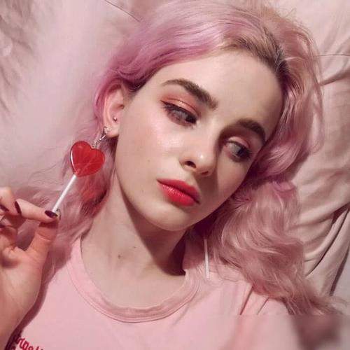AynurGoreke's tweet photo. 🌸 😋 👏 Loving this chill playlist on repeat Planetarium stars fake skies. https://t.co/BHwWV9zqYN
