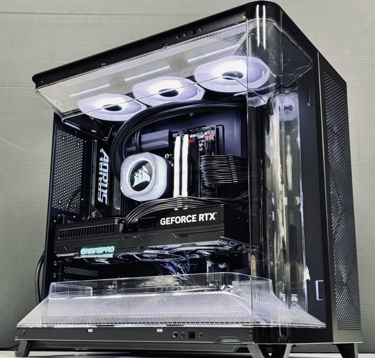 BuildGamingLab's tweet photo. 【プロ品質PC組立】
最適な1台を“仕入れ価格のまま”提供👍
(🔴大手より平均5〜15万円お得)

・最短3日〜出荷
・組立+初期設定+1年保証＝9,800円

パーツも価格もすべて公開。あなたの用途に合わせて、無駄のない一台を！#ビルラボ https://t.co/yzlmP0PlwC