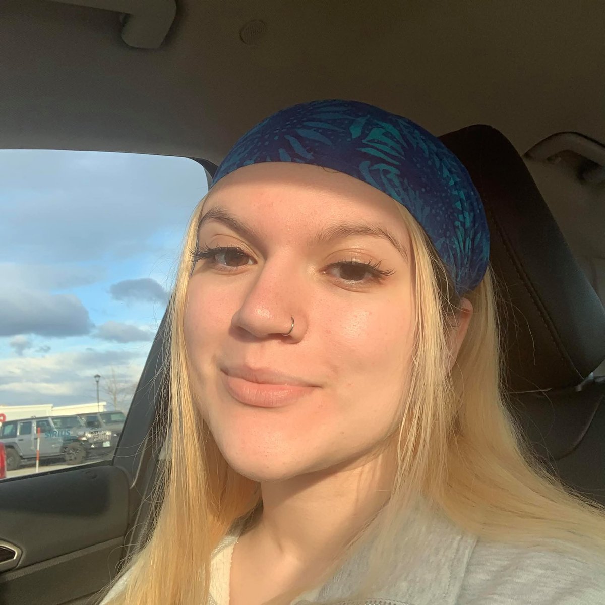 irl__gooner's tweet photo. This is Maddie ✨

Maddie seems like the wholesome, approachable girl-next-door type 💕

But behind that soft smile and pretty face, she’s a needy little cum dump who lives for thick loads 🤭 https://t.co/NqdgWygr3m