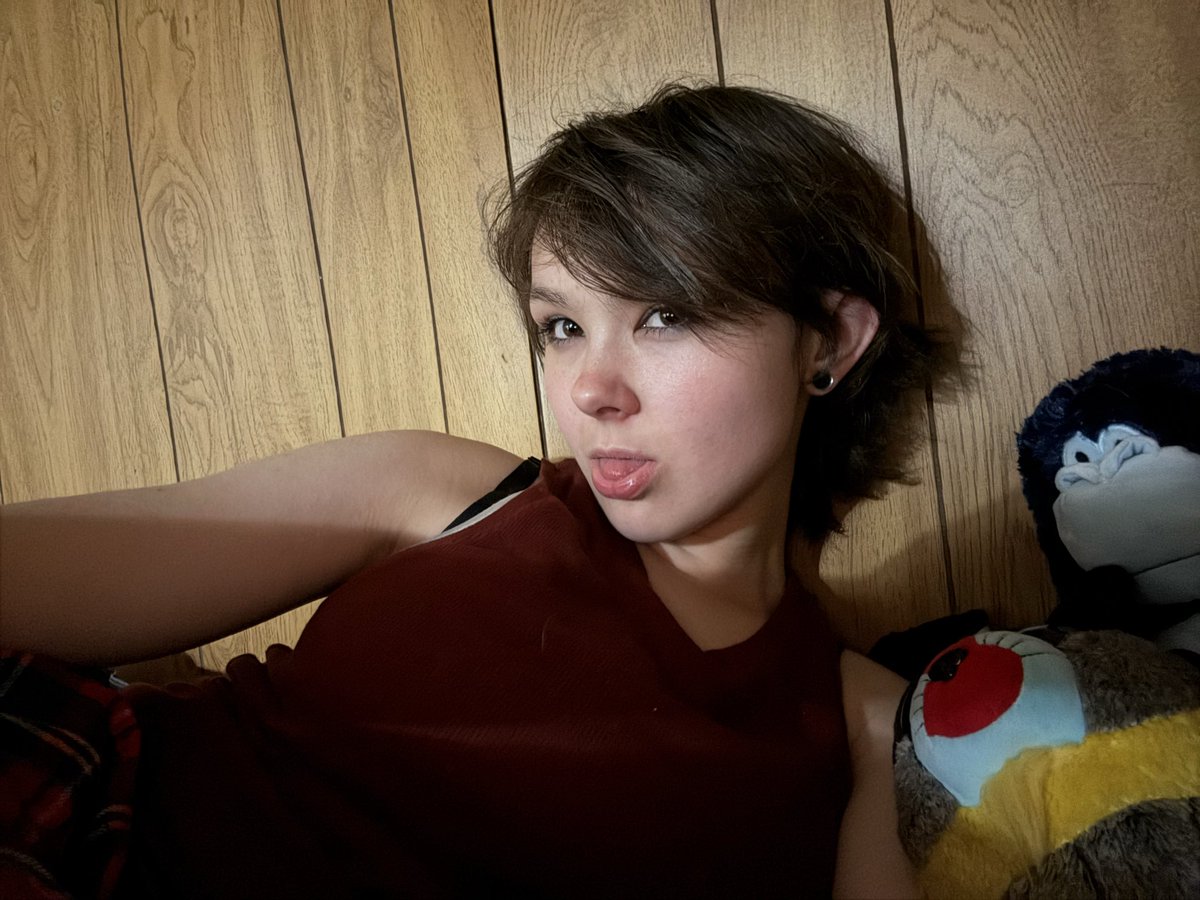 dirtypixie07's tweet photo. Face reveal timee!! You guys got me to wayyy more than 150 ty ty ty (might get nervy and delete later but its here for now tehe) 

#goonerbait #nstwtwt https://t.co/nk3u9SzNn8