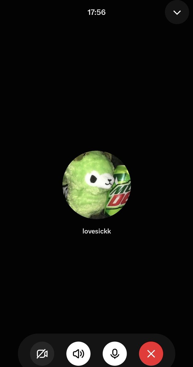 toxicated__love's tweet photo. On call with a dude who think he edgy https://t.co/Vo6bKhYHst