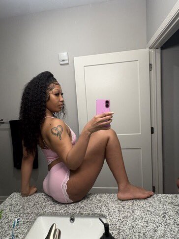 Prettynicolemb's tweet photo. https://t.co/FwjjrAACir