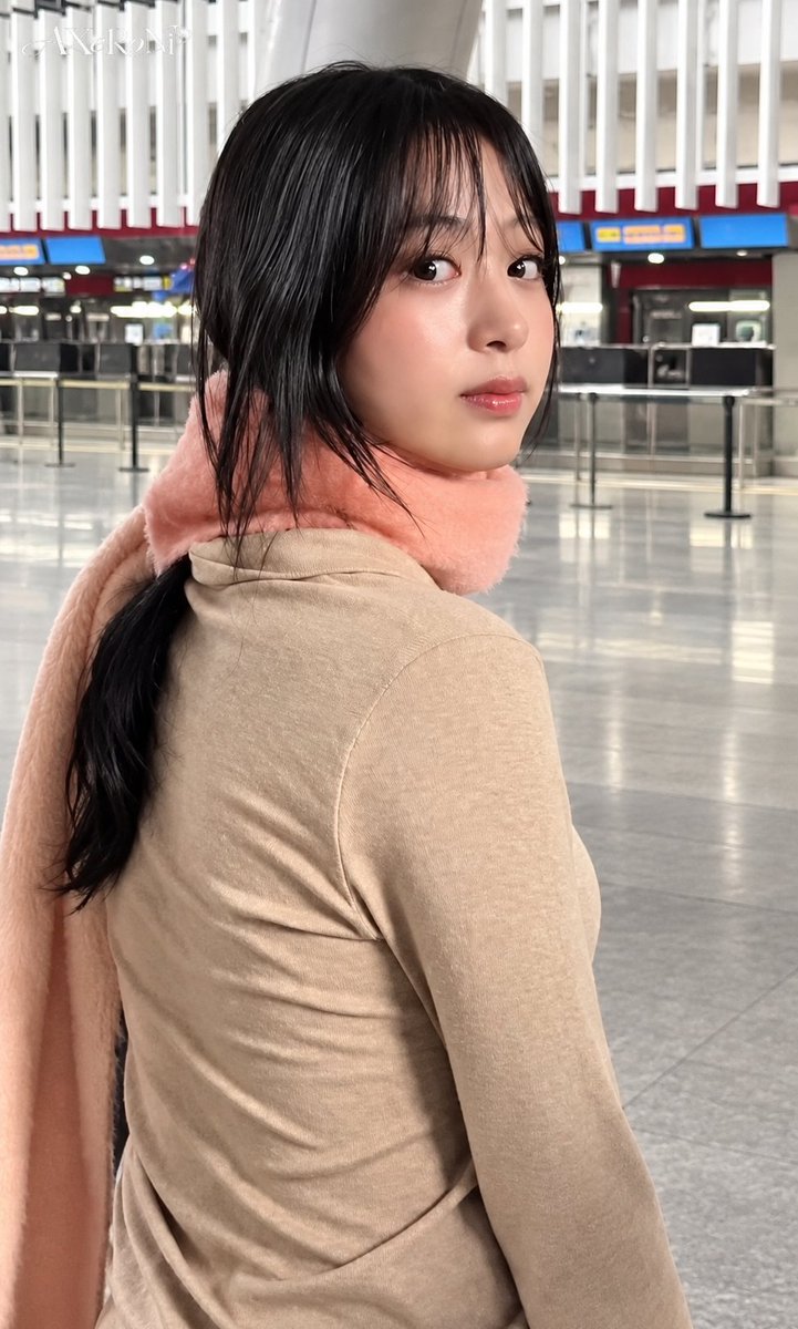AXeRoNi's tweet photo. 261019 Get some well-deserved rest, my dear Hyeonii❤️❤️ You were absolutely amazing, as always!! Love you so much! 🥰🥰🥰
#AHYEON #BABYMONSTER #정아현 https://t.co/wDjvn2ZgqR