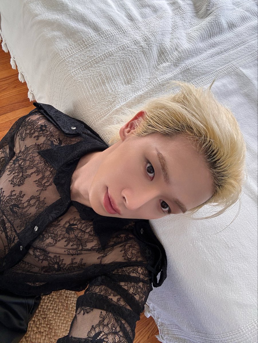 official__wonho's tweet photo. Did you see TIMID?

#WONHO #원호
#CORE
#DontWakeMeUp #Answer https://t.co/PycH4fJpKZ