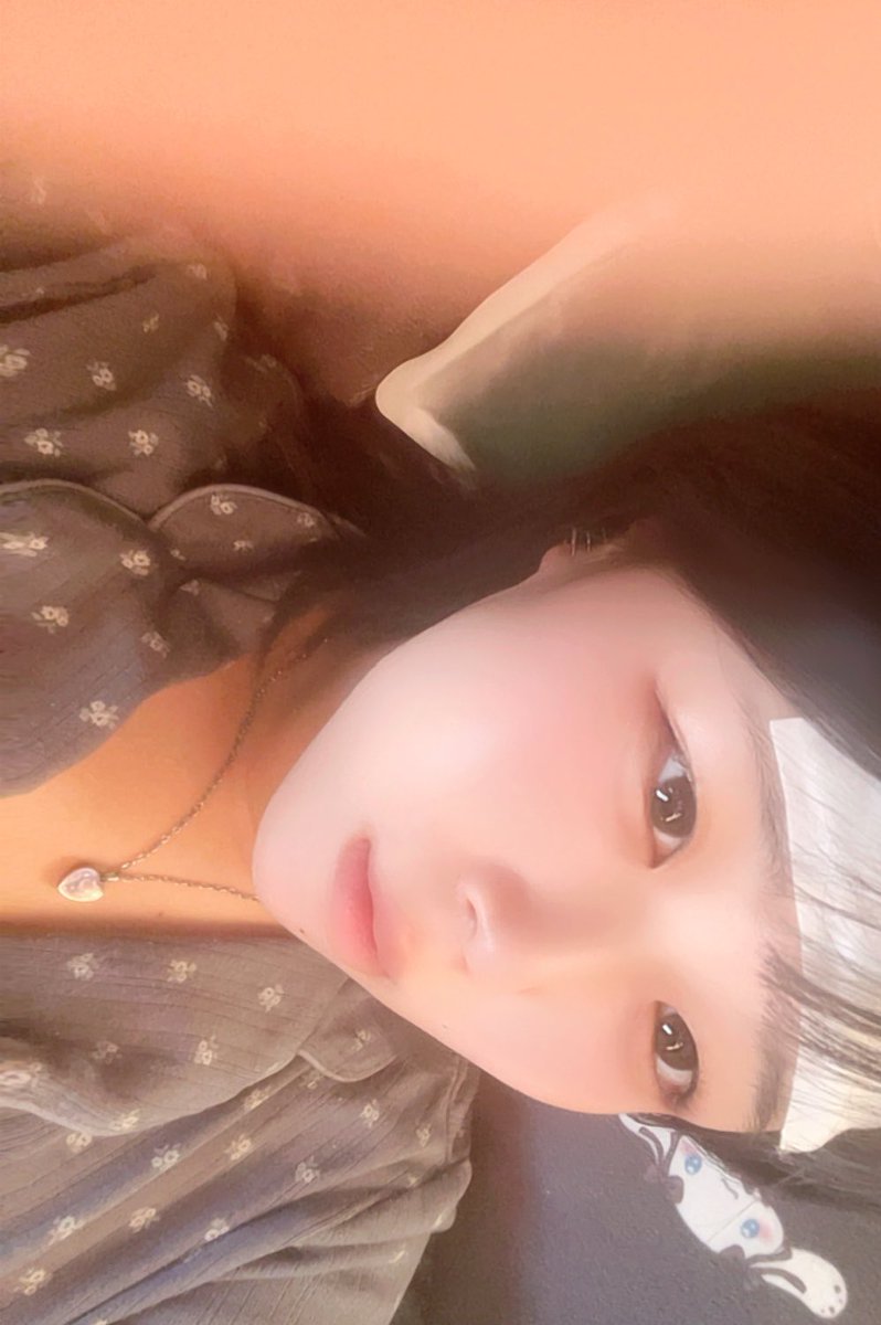 nakimusi_0206's tweet photo. ようやく体起こせるくらいに良くなった https://t.co/sJxgW0H1Af