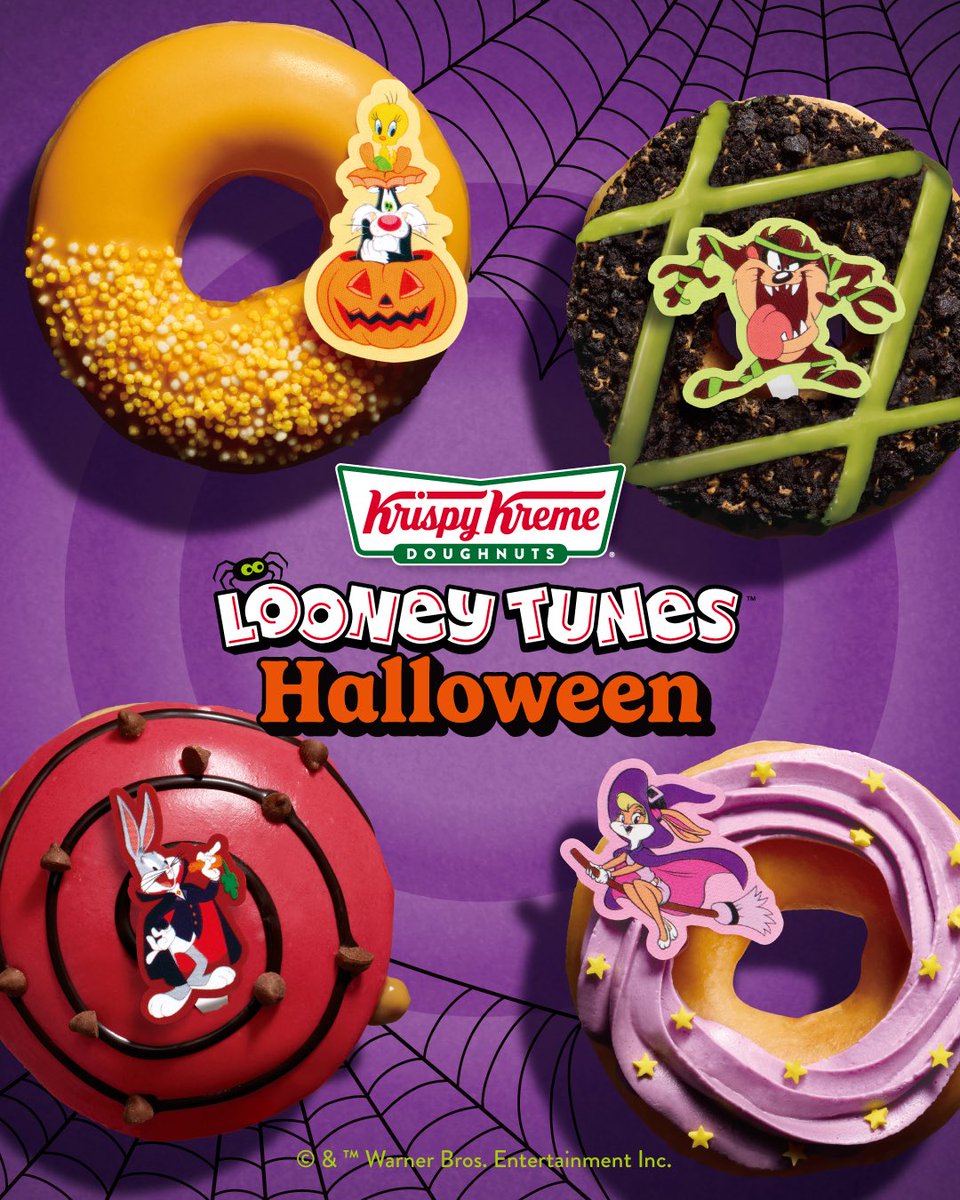krispykremeJP's tweet photo. 今年のクリスピー・クリーム・ドーナツのハロウィンは……👻✨ 「ルーニー・テューンズ」とスペシャルコラボ🍩🎃  世界中で大人気のバッグス・バニーやトゥイーティーたちが、秋の味覚を楽しめるハロウィンドーナツに✨️ キュートな見た目に加え、秋のおいしさ（いも・栗・かぼちゃ・りんご）もお届け🍎🎃🌰💜  コラボドーナツが入った6個ボックスはオリジナルコラボパッケージでご提供🐰🐥🐱 数量限定・なくなり次第終了です⚠️ 今年のハロウィンは、ルーニー・テューンズの仲間たちと一緒に盛り上がろう🎃🍩💖