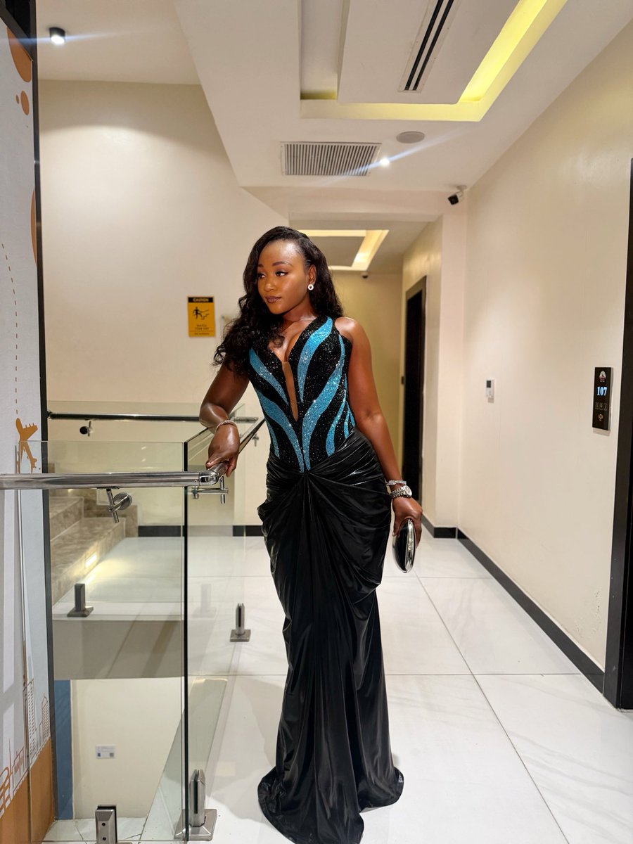 christy_fab's tweet photo. Wedding guest
Wearing @madebykristie obvi https://t.co/QkNrinUVuk