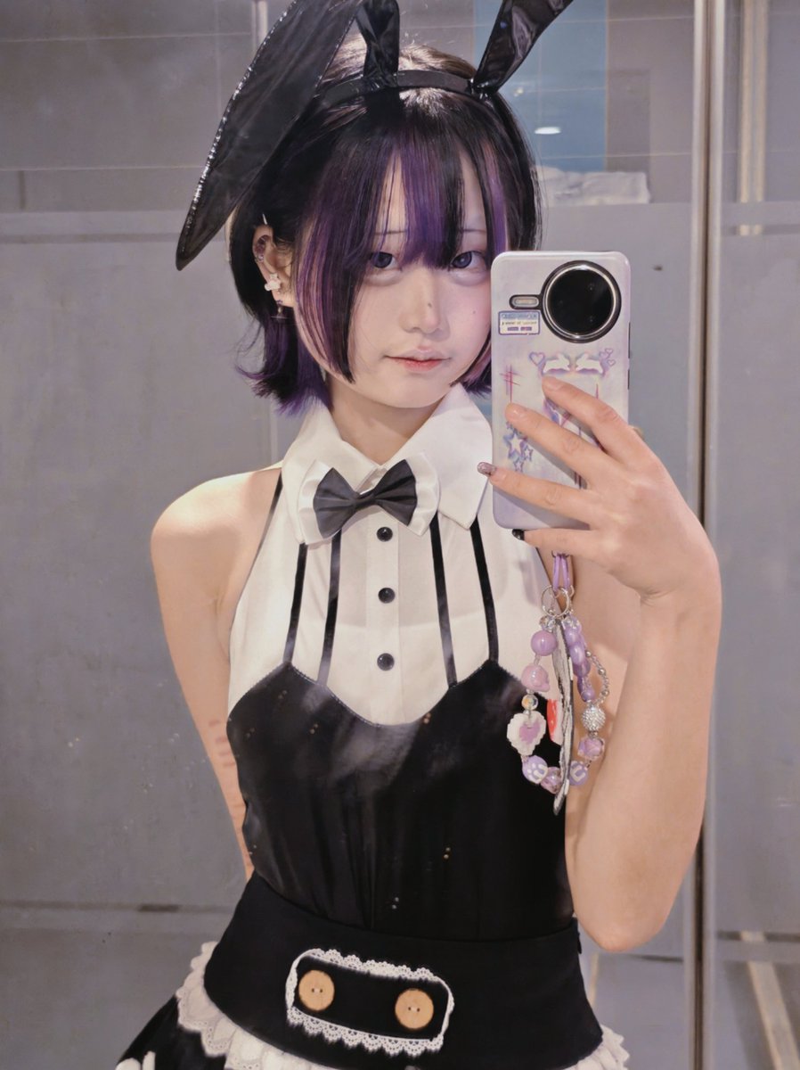 HaiTu0602's tweet photo. 請問要來點兔子嗎
#自撮り界限 https://t.co/NoEJjTVtI9