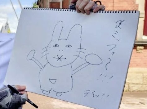 kaatan_1054's tweet photo. 画伯はなぜいつも四次元ポケットを描きがちなのか… https://t.co/QNgStj7cCW