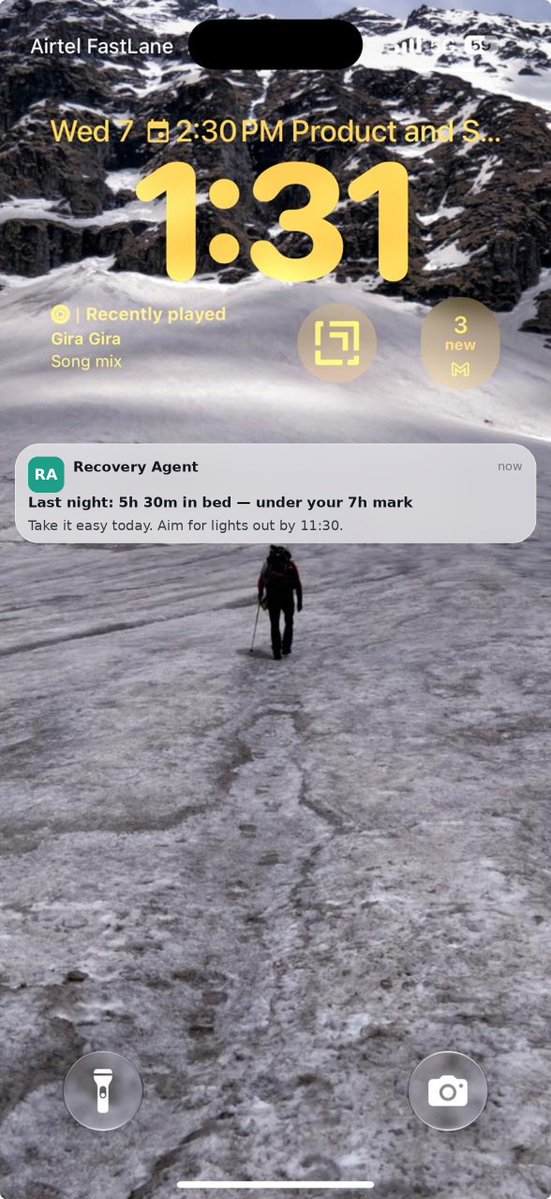 vinayjugati's tweet photo. I taught my phone to text me when I sleep badly.

This morning it did. 5h 30m in bed — a note on my lock screen before I'd even made coffee.

Built an agent on my Dozee Home data. n=1 🧵

@DozeeHealth https://t.co/zf0PALqcNG