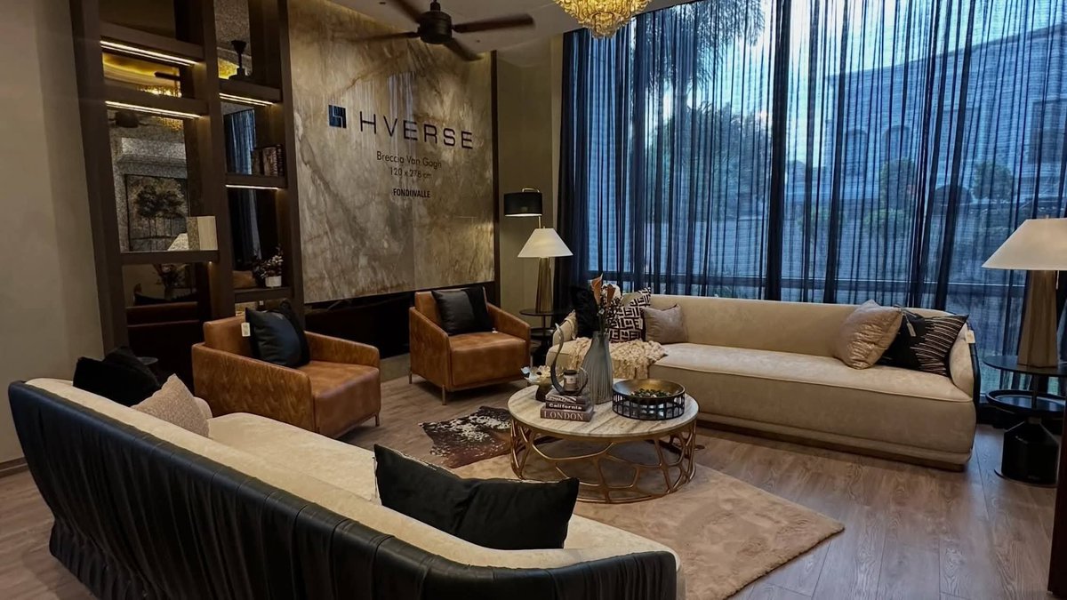 AdilShabbitrmx's tweet photo. 🏡✨ 1 KANAL LUXURY HOUSE FOR SALE ✨🏡
📍 DHA Phase 7, Lahore

🌟 Nearest Raya
🛋️ Fully Furnished
💰 Demand: PKR 19.50 Crore

📞 ADiL Real Estate &amp; Builders
📱 0321 9428016

#DHALahore #DHAPhase7 #1KanalHouse #HouseForSale #LuxuryHouse #FullyFurnished #NearestRaya #PropertyFor https://t.co/UnnZ30iqt7