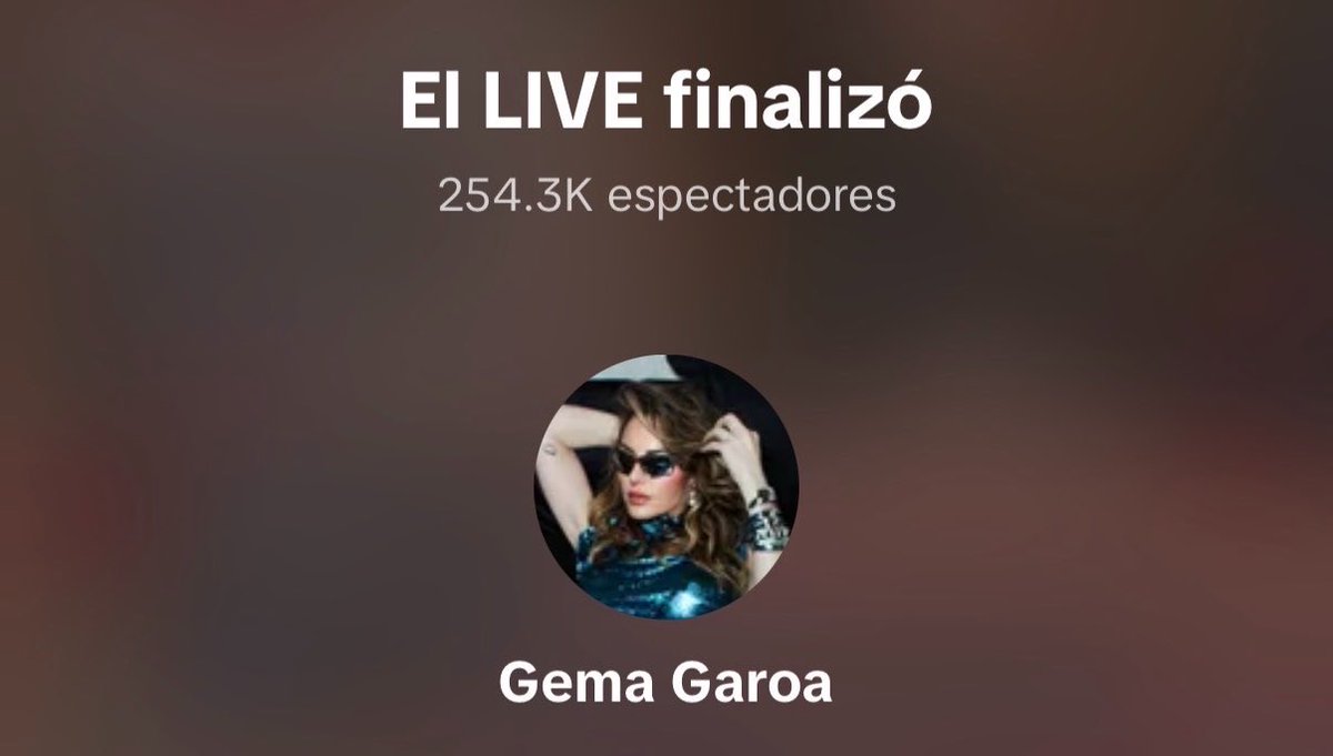 sliphy_'s tweet photo. Apenas primer live de Gema y ya nos dejó claro que el fandom está más vivo que nunca 💗

Gracias por ese golpe de realidad, Gemidoras y Gemiadas 🫰🏻
GEMA EN VIVO https://t.co/XQUJEcJQVs