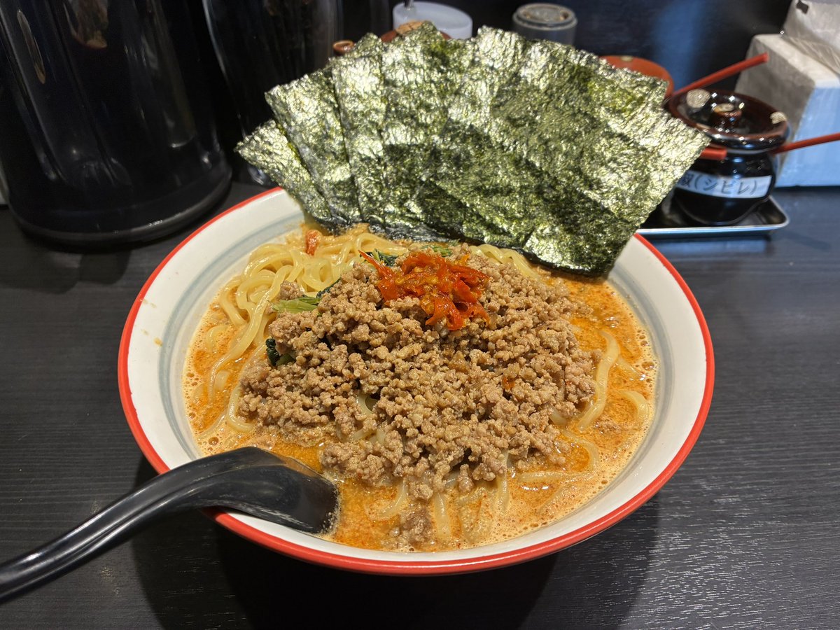 KTCNSpecial's tweet photo. このお店一度は来たかった。辛さ中級にして良かった…ちょうど辛美味い https://t.co/ksOPlEPXxH
