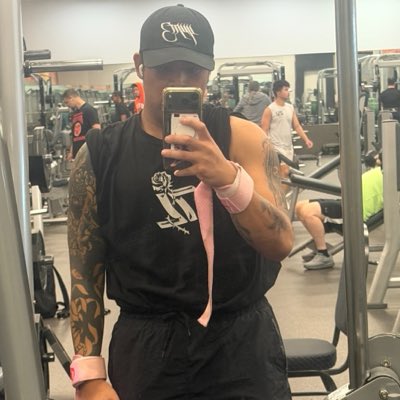 weedismean's tweet photo. #NewProfilePic https://t.co/6tn1bWNryy