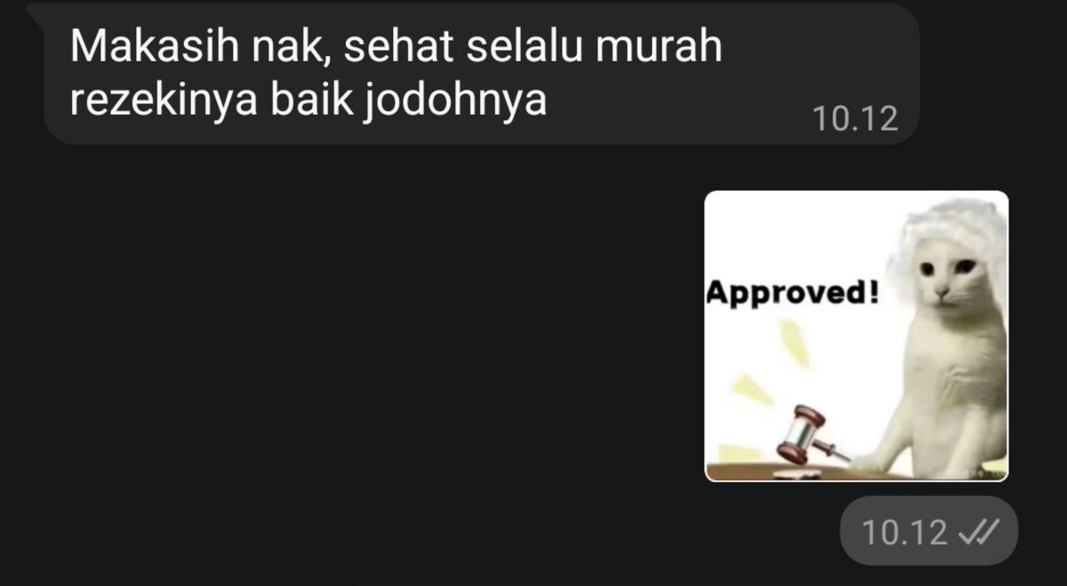 thelixirsky's tweet photo. when emak u yg gabisa order onlen minta pesenin makanan, ditanya mau apa malah menghilang dari lane padahal jawabnya cuma beda bbrp detik eh ternyata lg ngaji. 

emaknya mashaAllah
anaknya astaghfirullah

btw doanya knp udh include jodoh yach. https://t.co/29n15PFfoq