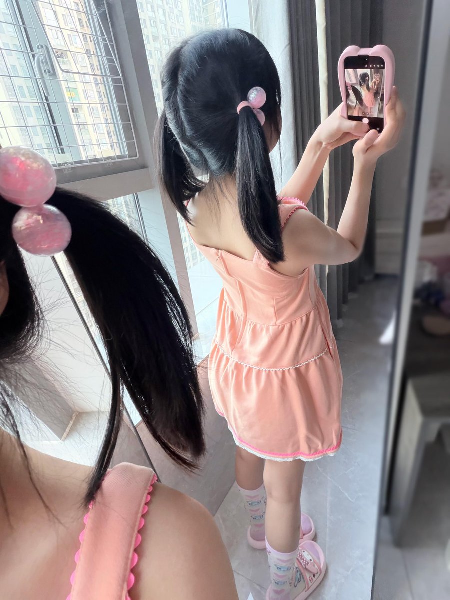 erin93ok3's tweet photo. 新人刚玩x

想发点照片  有人锐评我14的福照吗

直接给不墨迹  发完我要删了….. https://t.co/llbwA0xeVJ